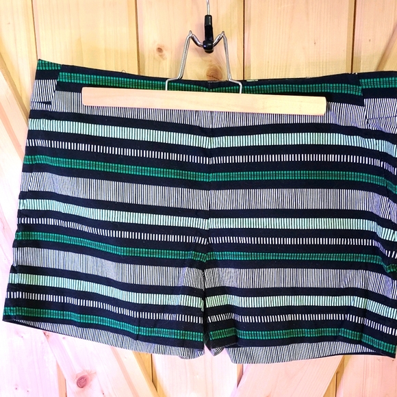Banana Republic Shorts - Picture 1 of 2